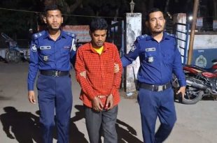 স্ত্রীকে হত্যার পর থানায় স্বামীর আত্মসমর্পণ